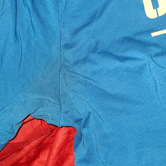 Blue Oakley tee shirt. Xxl - Picture 2 of 3